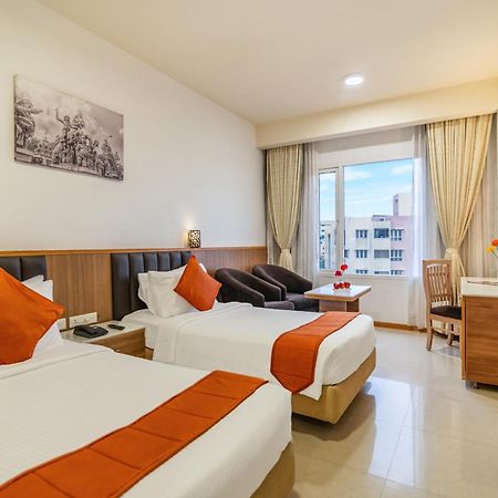 Hotel Sterling V Grand Madurai Exterior foto