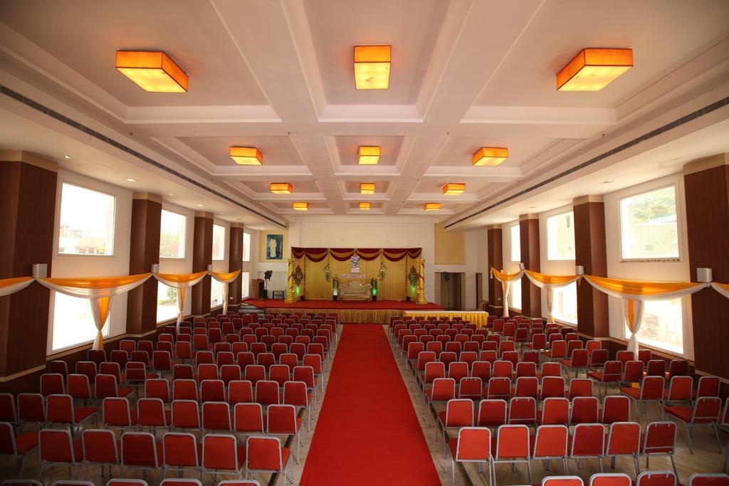 Hotel Sterling V Grand Madurai Exterior foto
