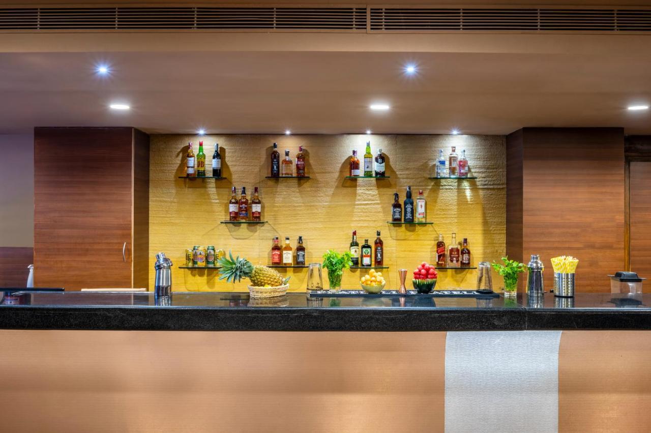 Hotel Sterling V Grand Madurai Exterior foto